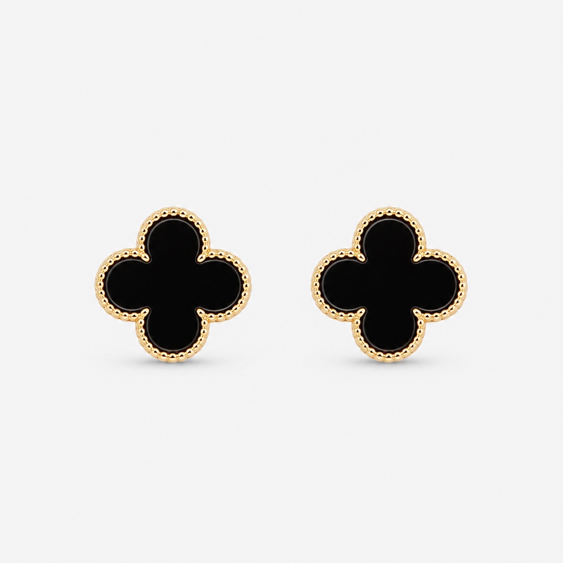 Brinco Trevo V.C. Preto - Ouro