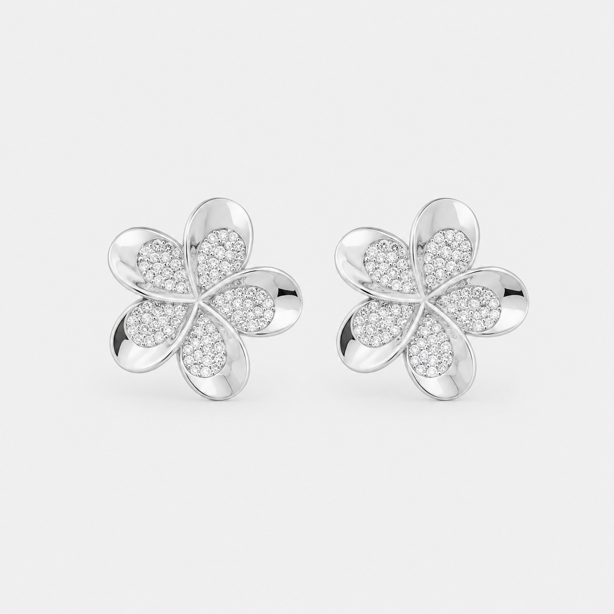 Brinco Flor Cravejada Delicada - Ródio